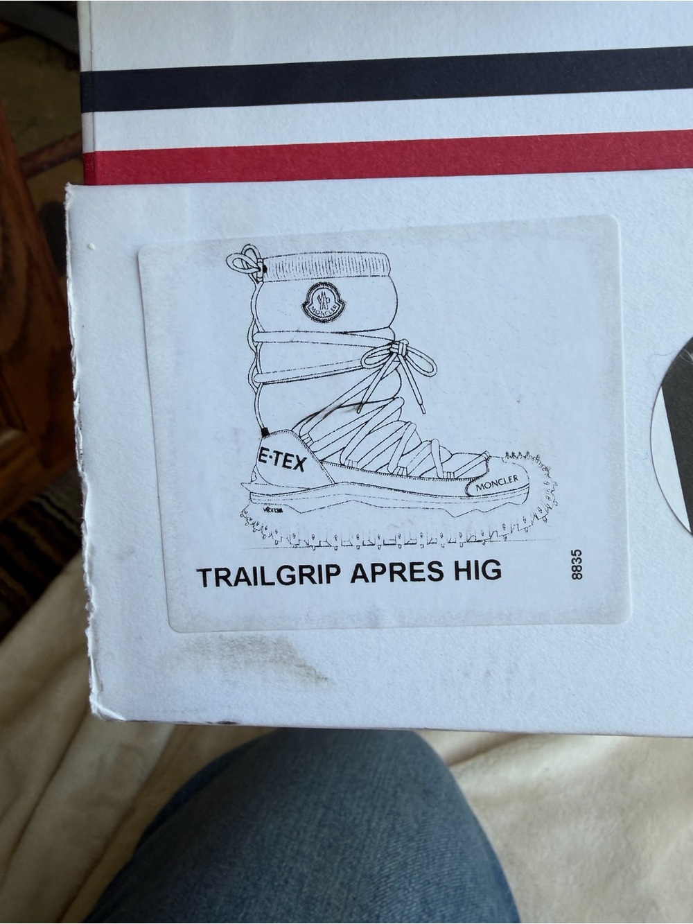 Moncler Trail Grip Apres’ High Snow Boots - Picture 11 of 14